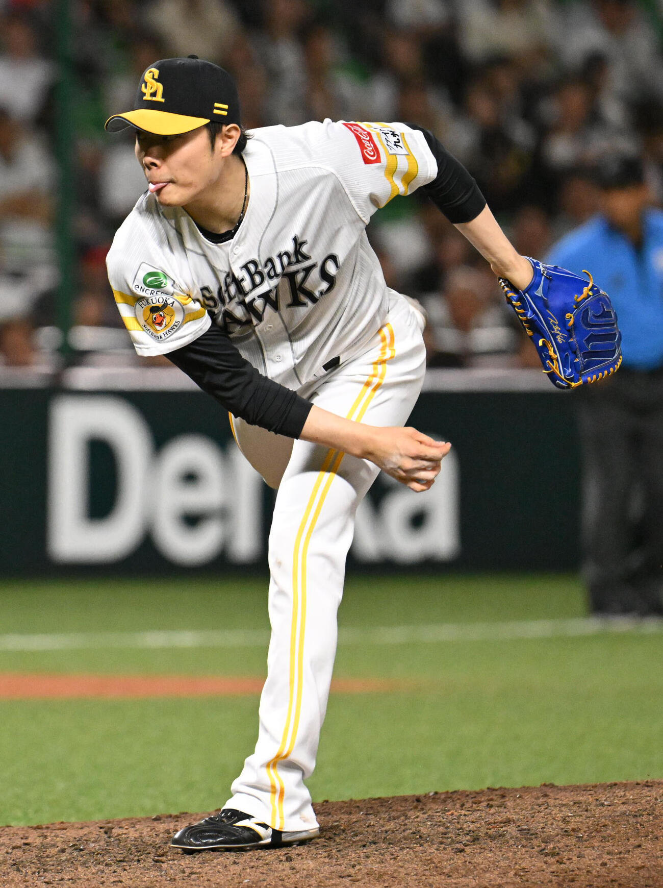 ソフトバンク対オリックス　ソフトバンク5番手投手の松本裕樹（撮影・林敢治）