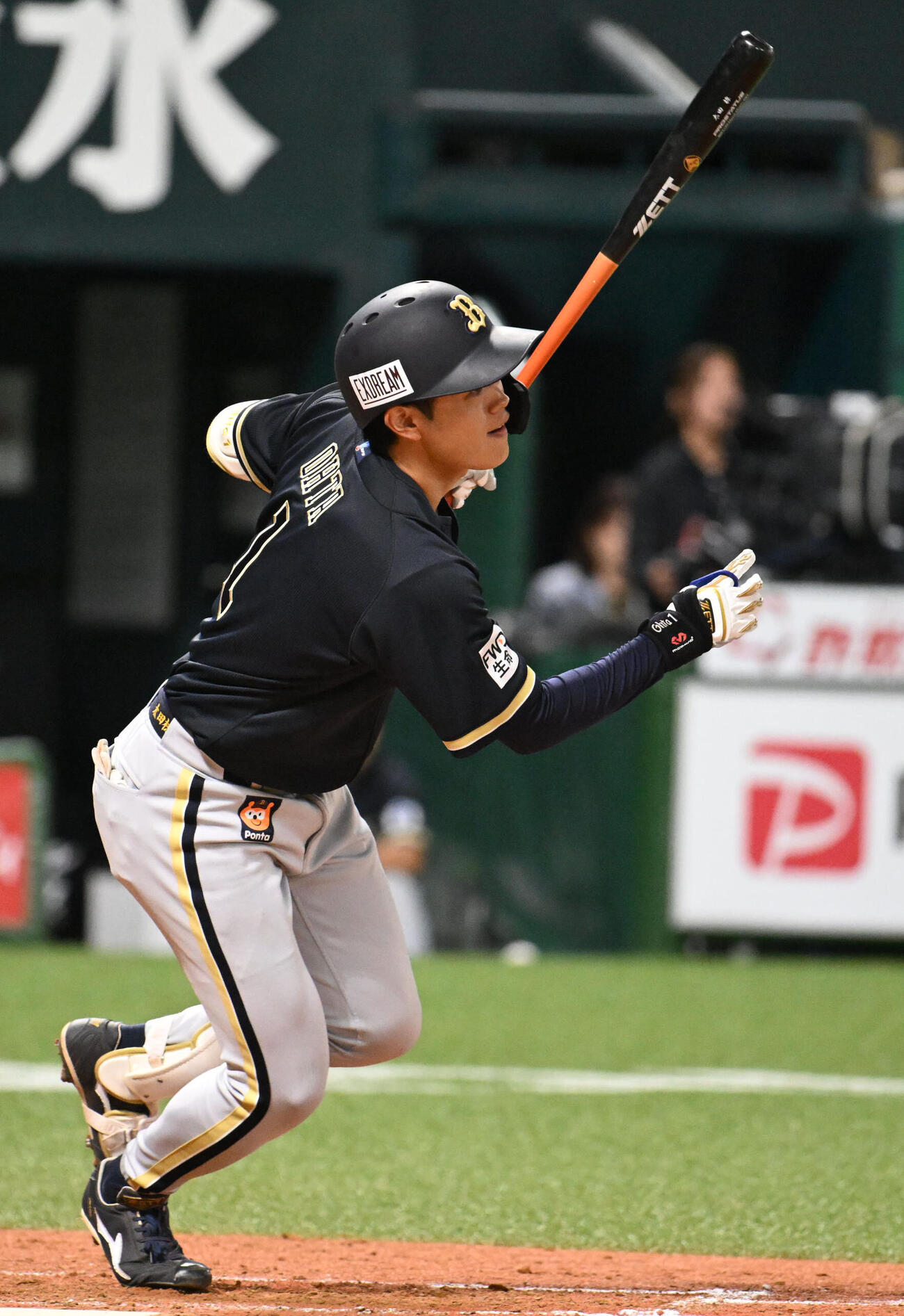ソフトバンク対オリックス　5回表オリックス1死一塁、太田椋は安打を放つ（撮影・林敢治）