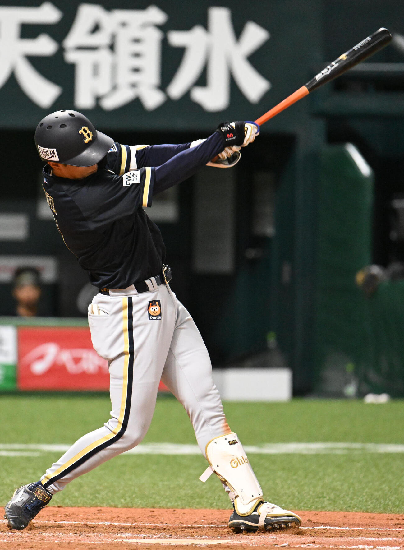 ソフトバンク対オリックス　9回表オリックス無死一、二塁、太田椋は適時打を放つ（撮影・林敢治）