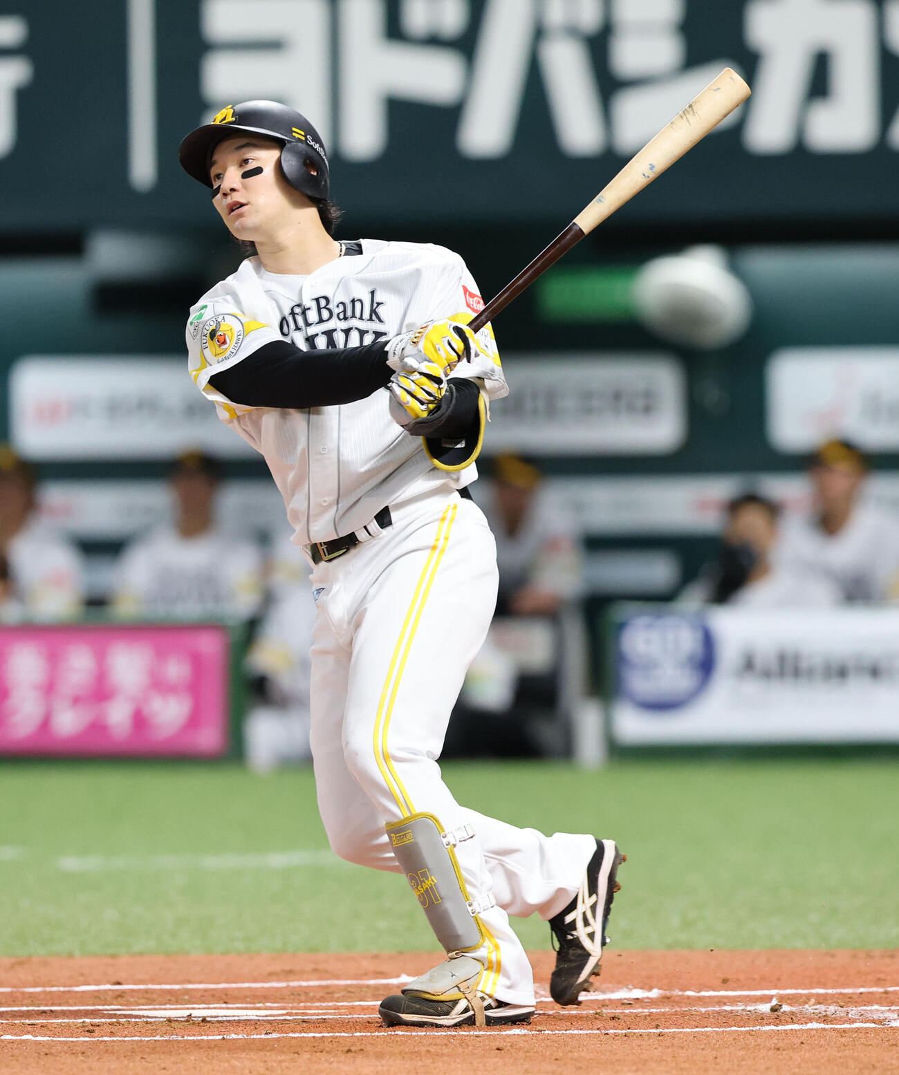 ソフトバンク対オリックス　1回裏ソフトバンク無死、正木智也は左越えに先制本塁打を放つ（撮影・梅根麻紀）