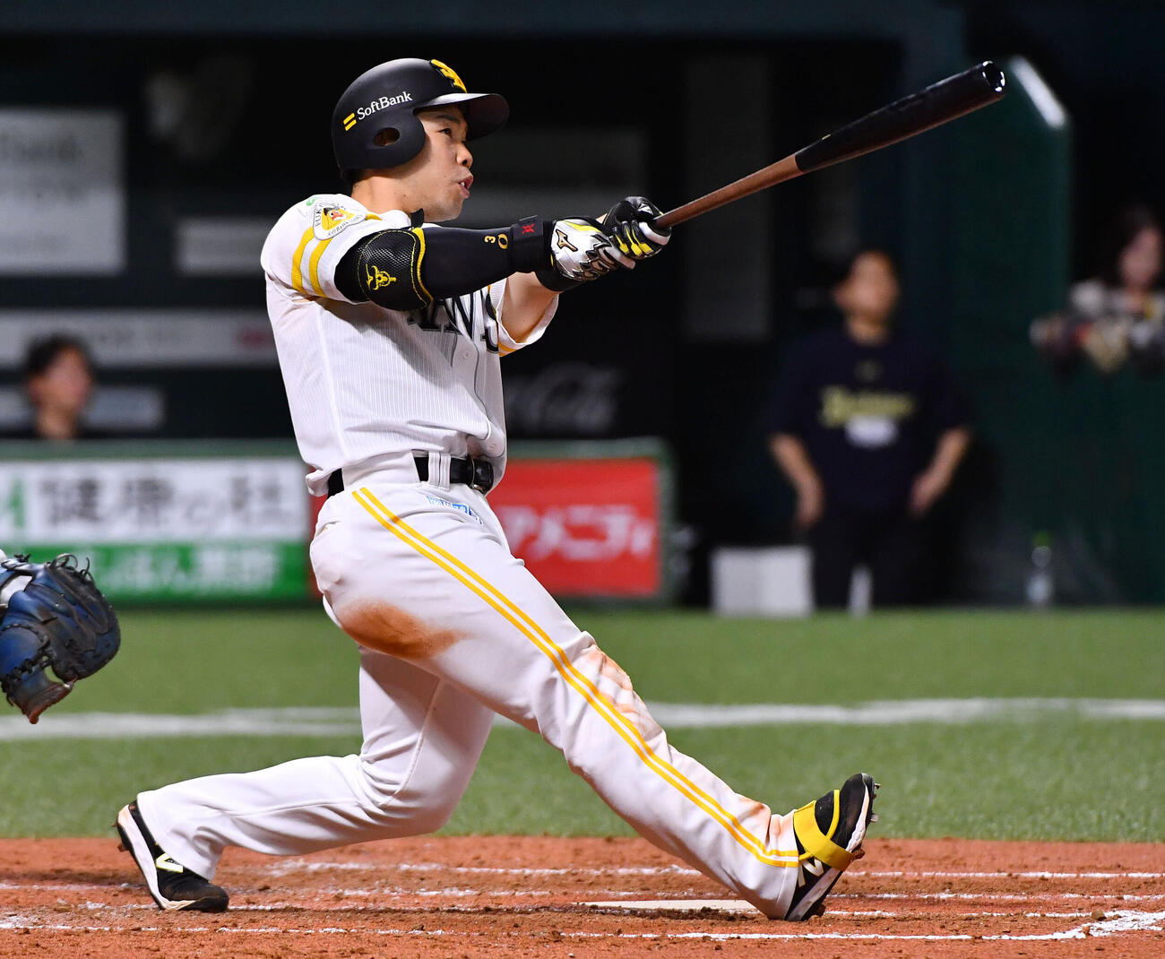 ソフトバンク対オリックス　3回裏ソフトバンク2死、近藤健介は右越え本塁打を放つ（撮影・岩下翔太）