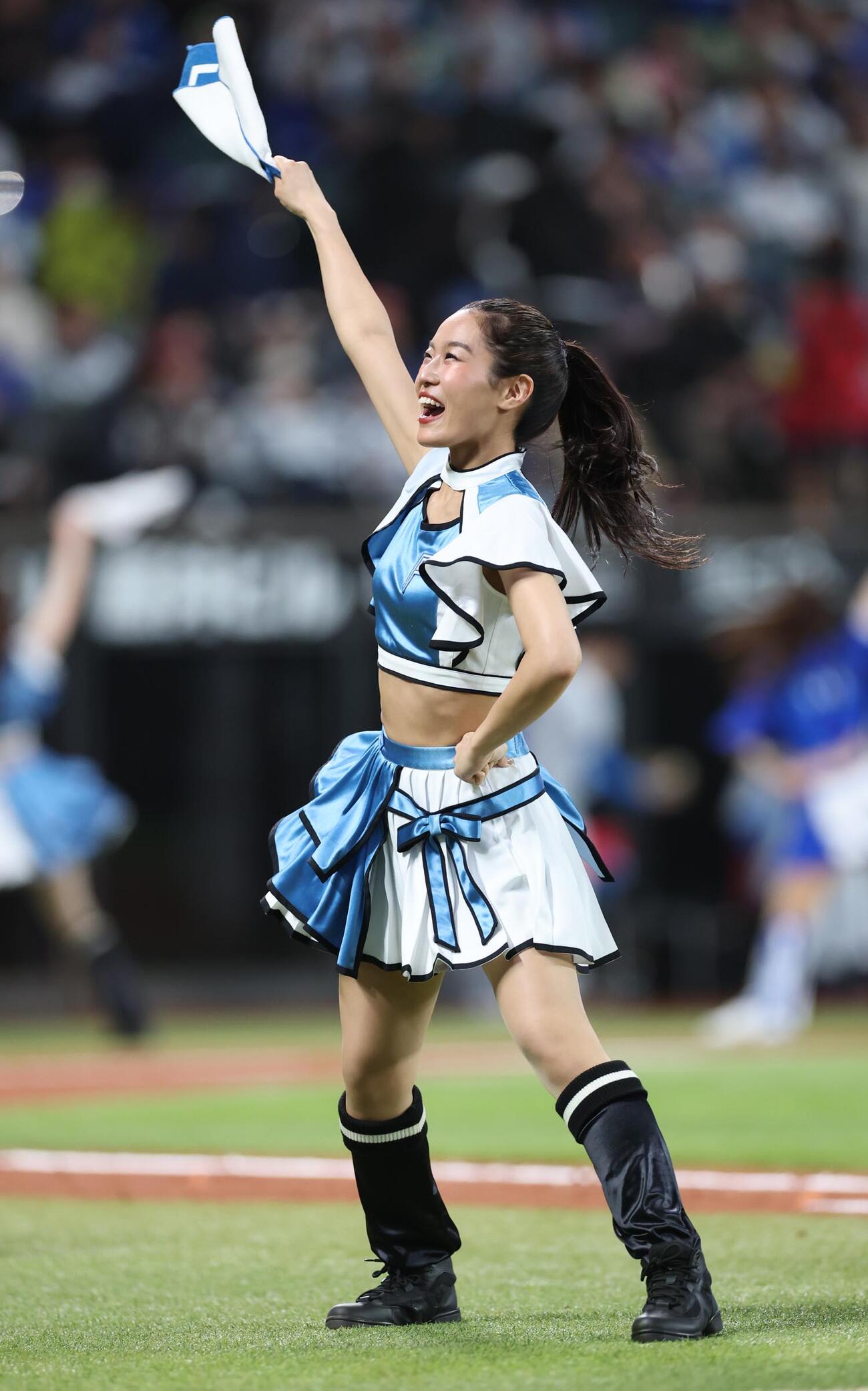 ファイターズガール水落桃子