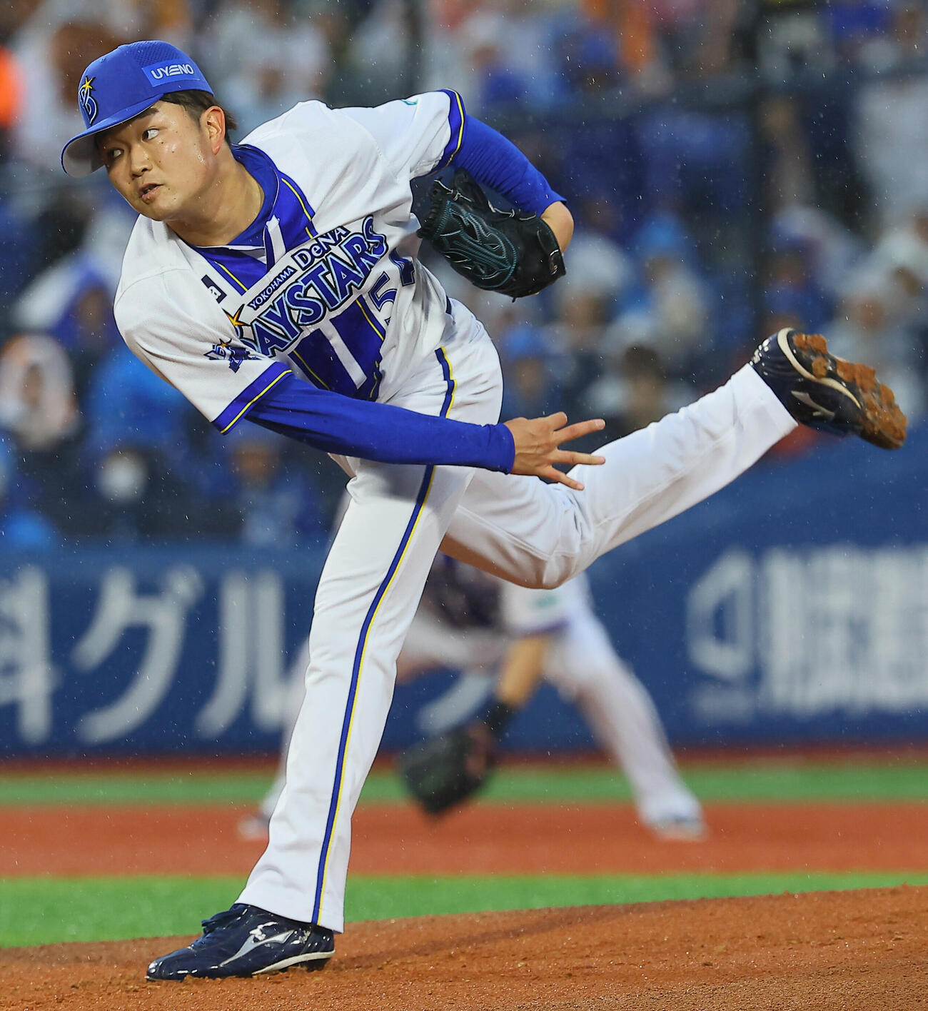DeNA対巨人　力投するDeNA先発石田裕太郎（撮影・水谷安孝）