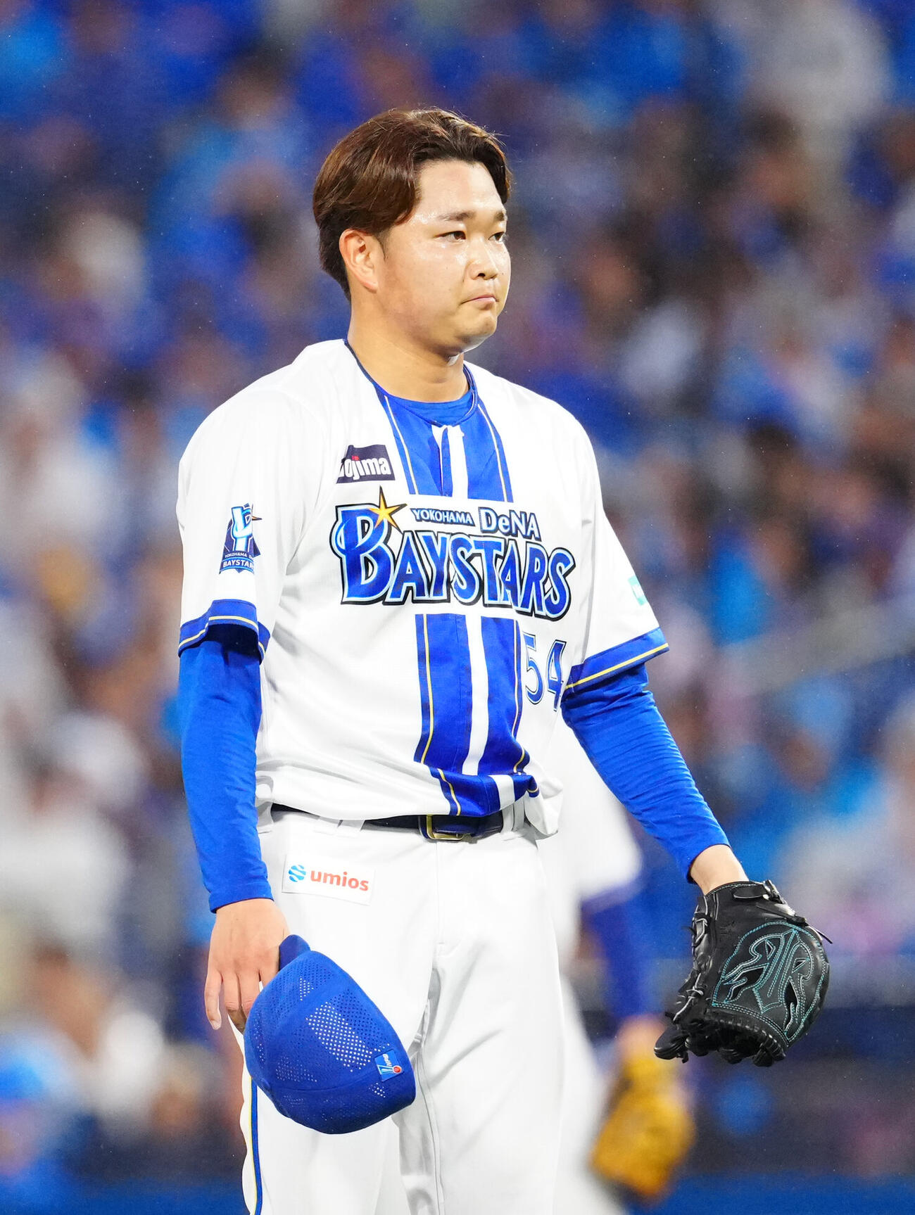 DeNA対巨人　2回表巨人1死三塁、岸田行倫に死球を与えた石田裕太郎（撮影・江口和貴）