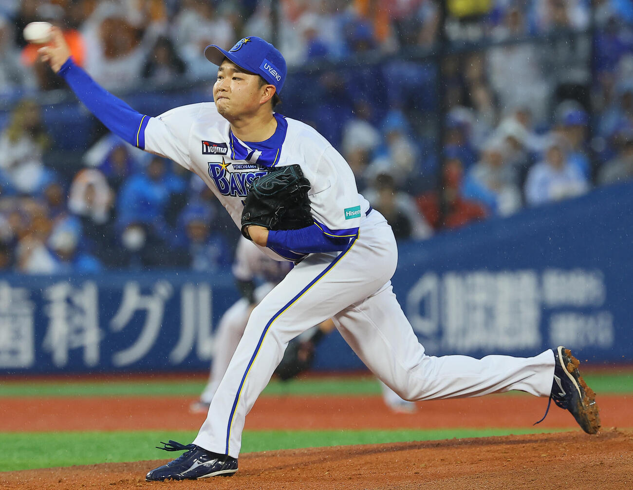 DeNA対巨人　力投するDeNA先発石田裕太郎（撮影・水谷安孝）