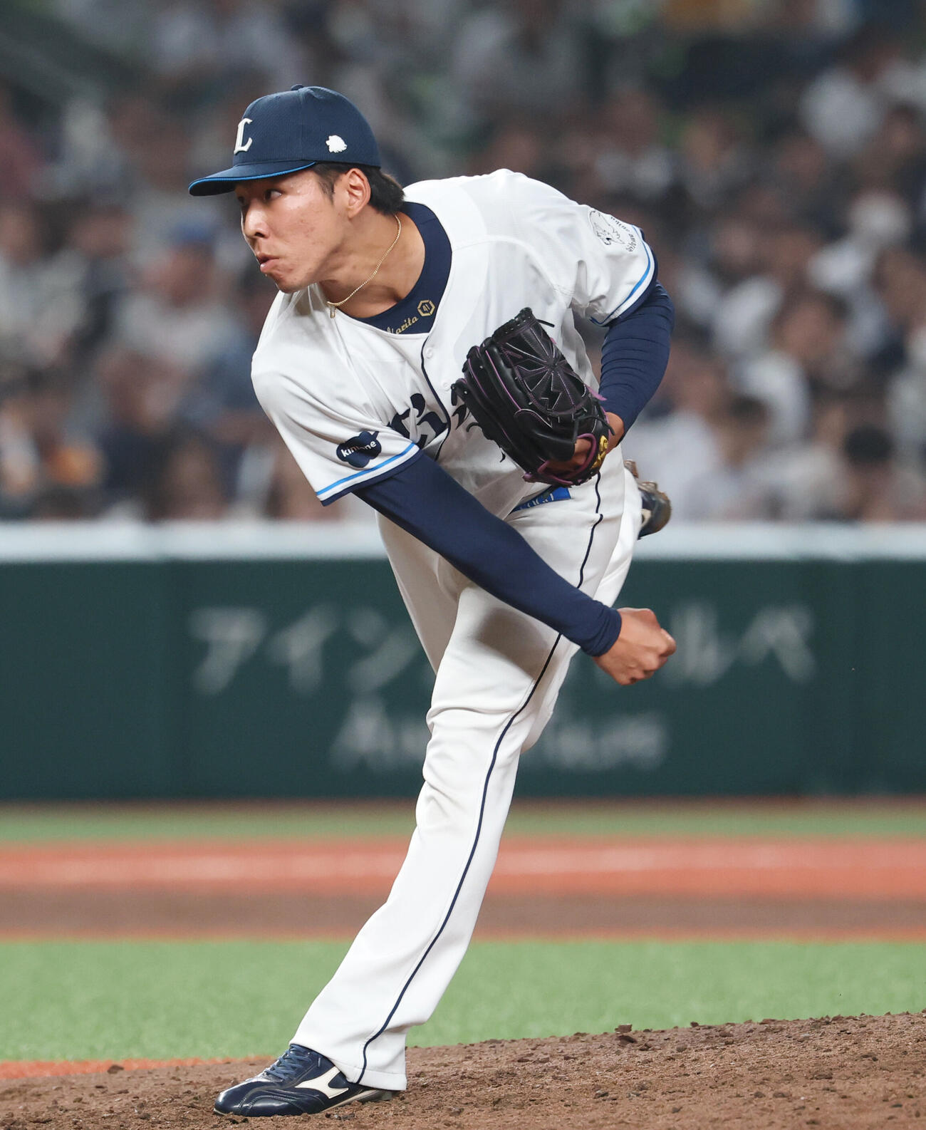 西武対日本ハム　西武4番手で登板し力投する成田晴風（撮影・増田悦実）