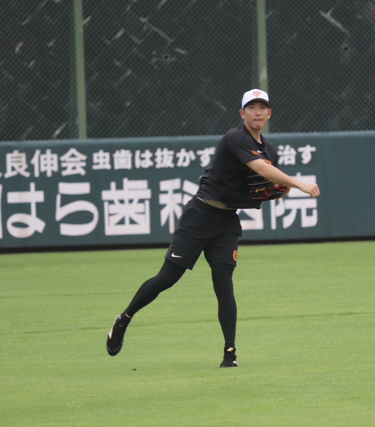 ジャイアンツ球場で調整する巨人戸郷翔征