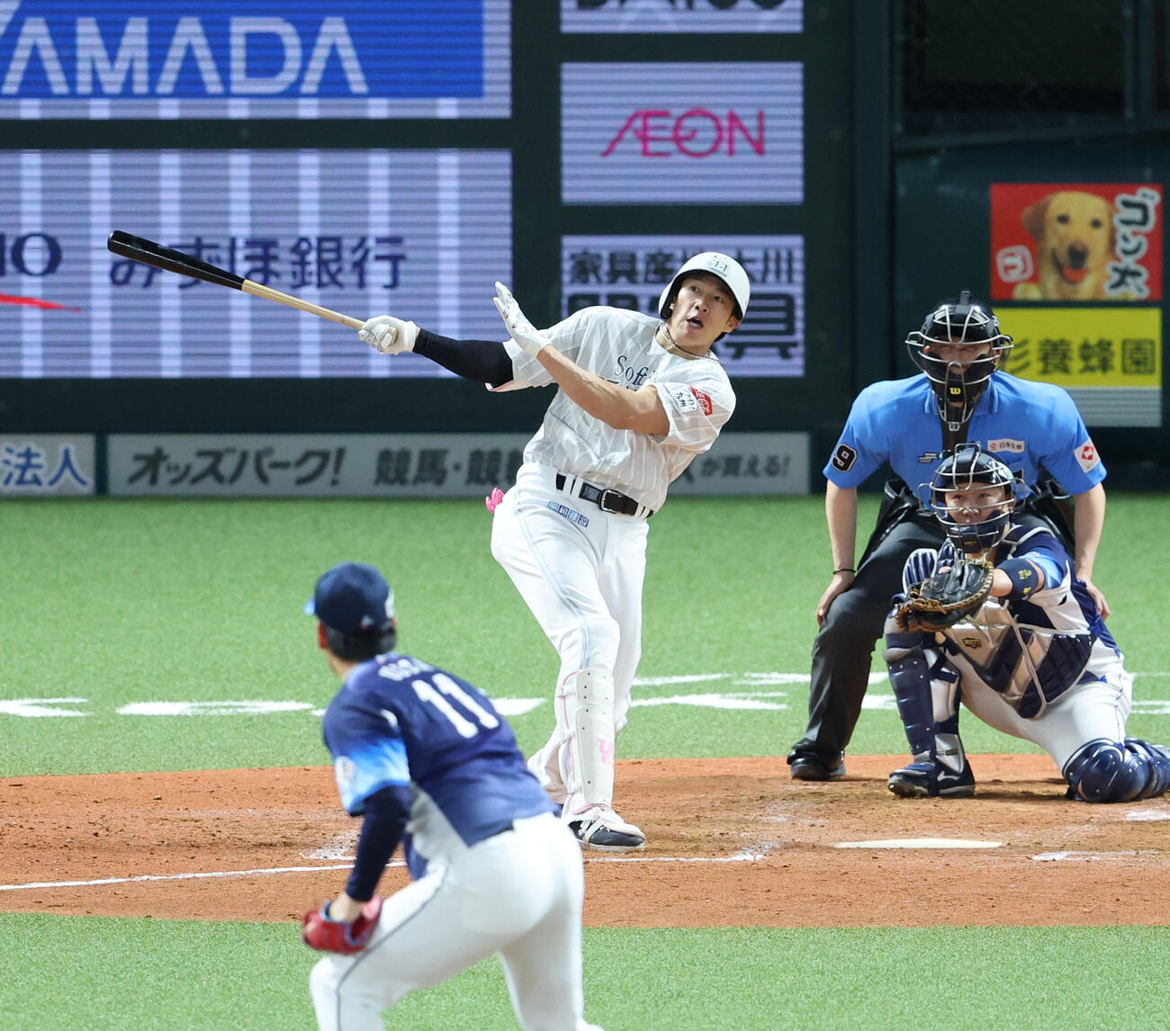 ソフトバンク対西武　5回裏ソフトバンク無死、柳田悠岐は右越え本塁打を放つ（撮影・梅根麻紀）