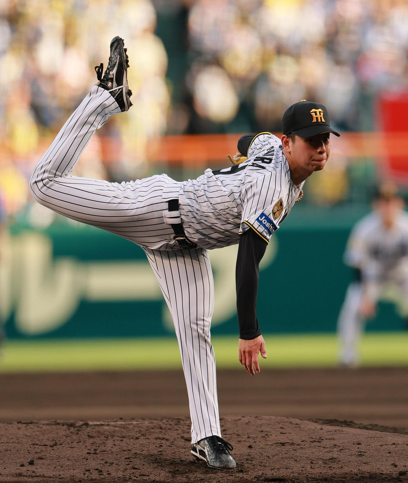 阪神対中日　力投する阪神先発の下村海翔（撮影・上山淳一）