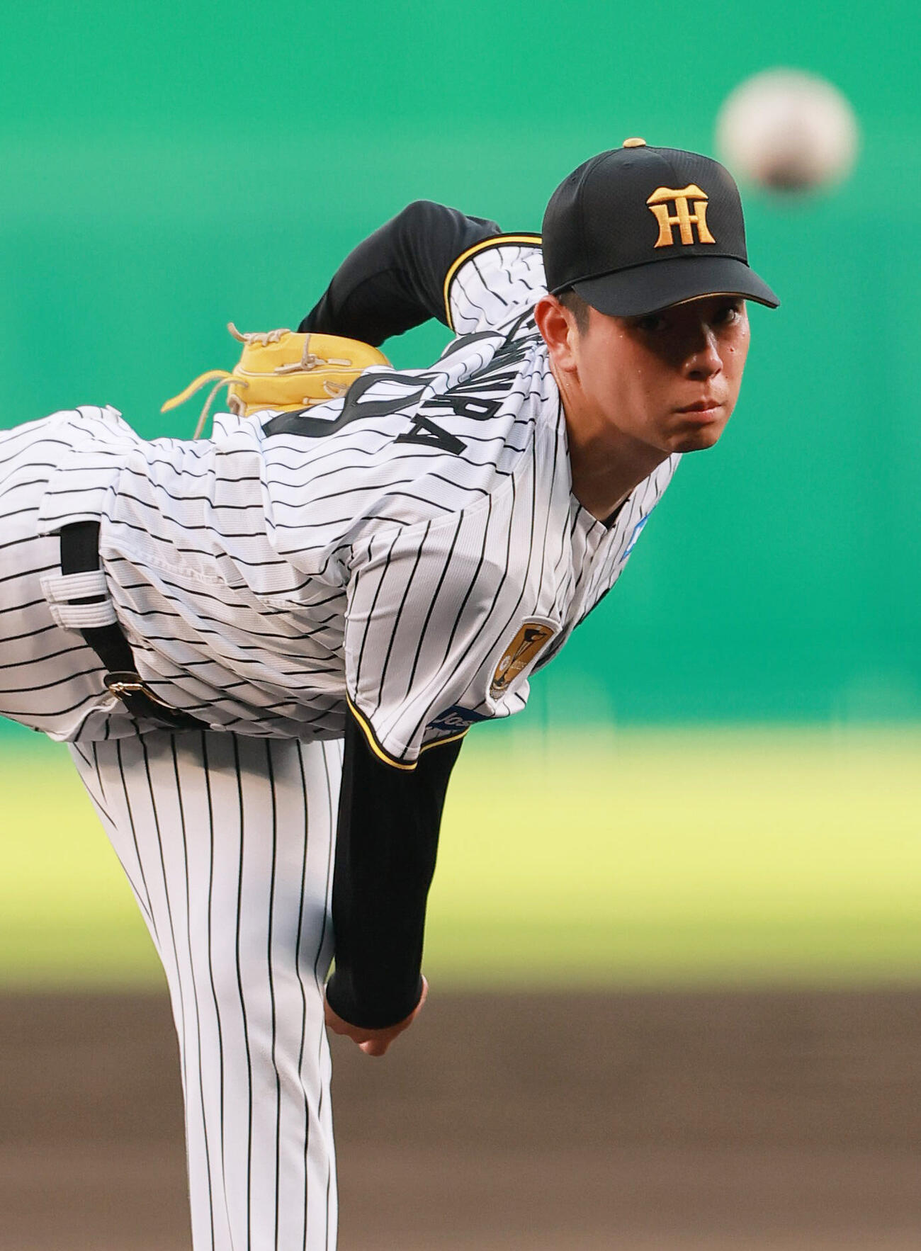 阪神対中日　力投する阪神先発の下村海翔（撮影・上山淳一）