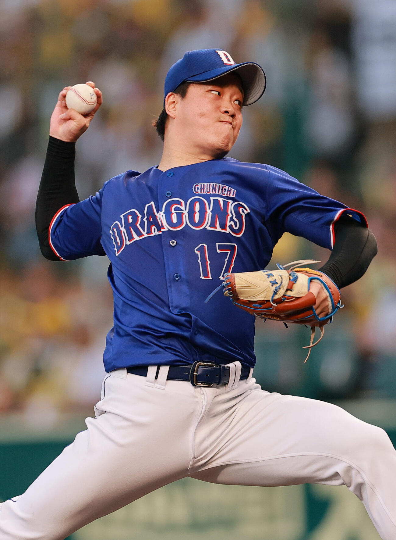 阪神対中日　力投する中日先発の柳裕也（撮影・上山淳一）