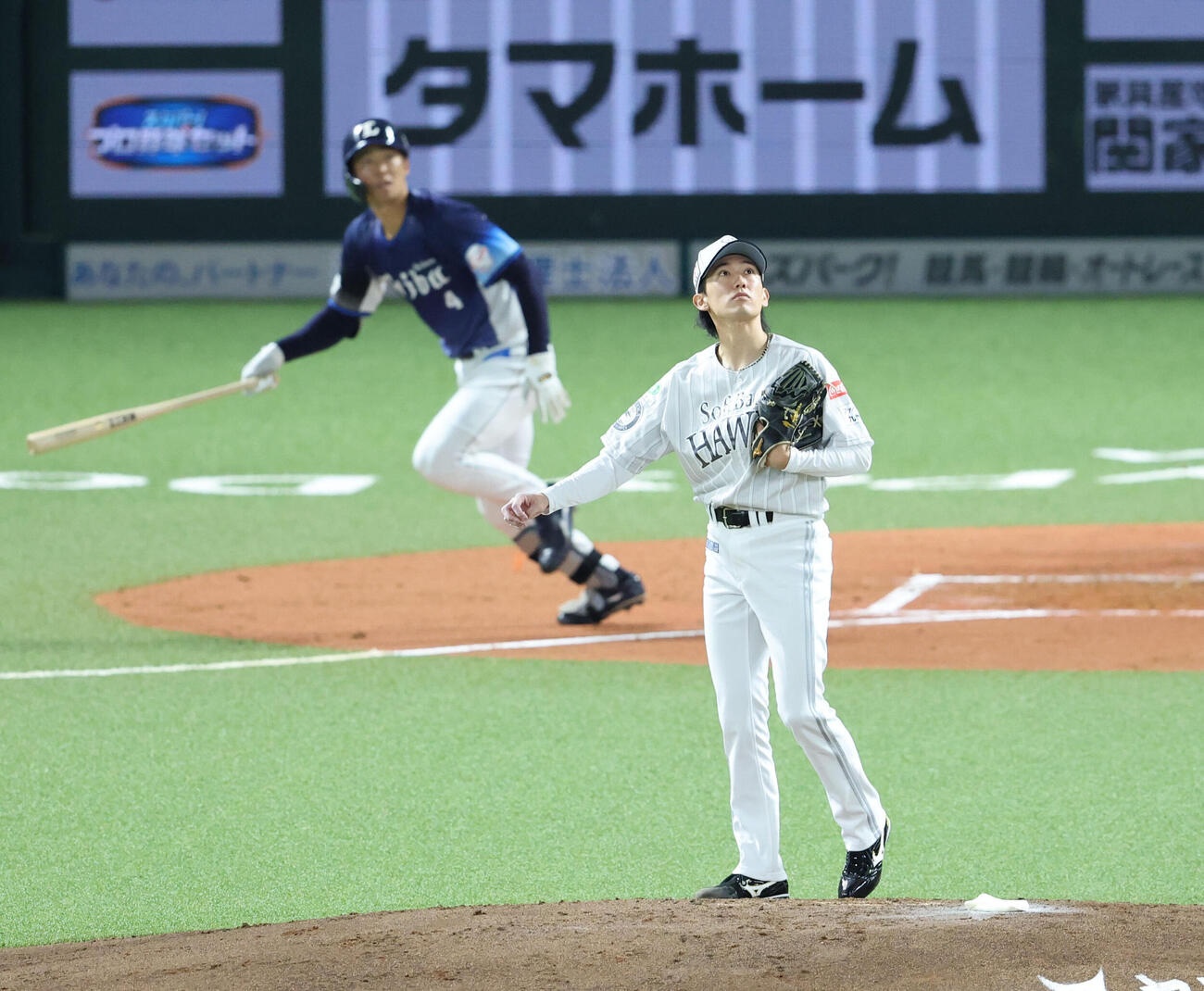 ソフトバンク対西武　2回表西武1死、石井一成に左中間先制本塁打を浴びた大津亮介（撮影・梅根麻紀）