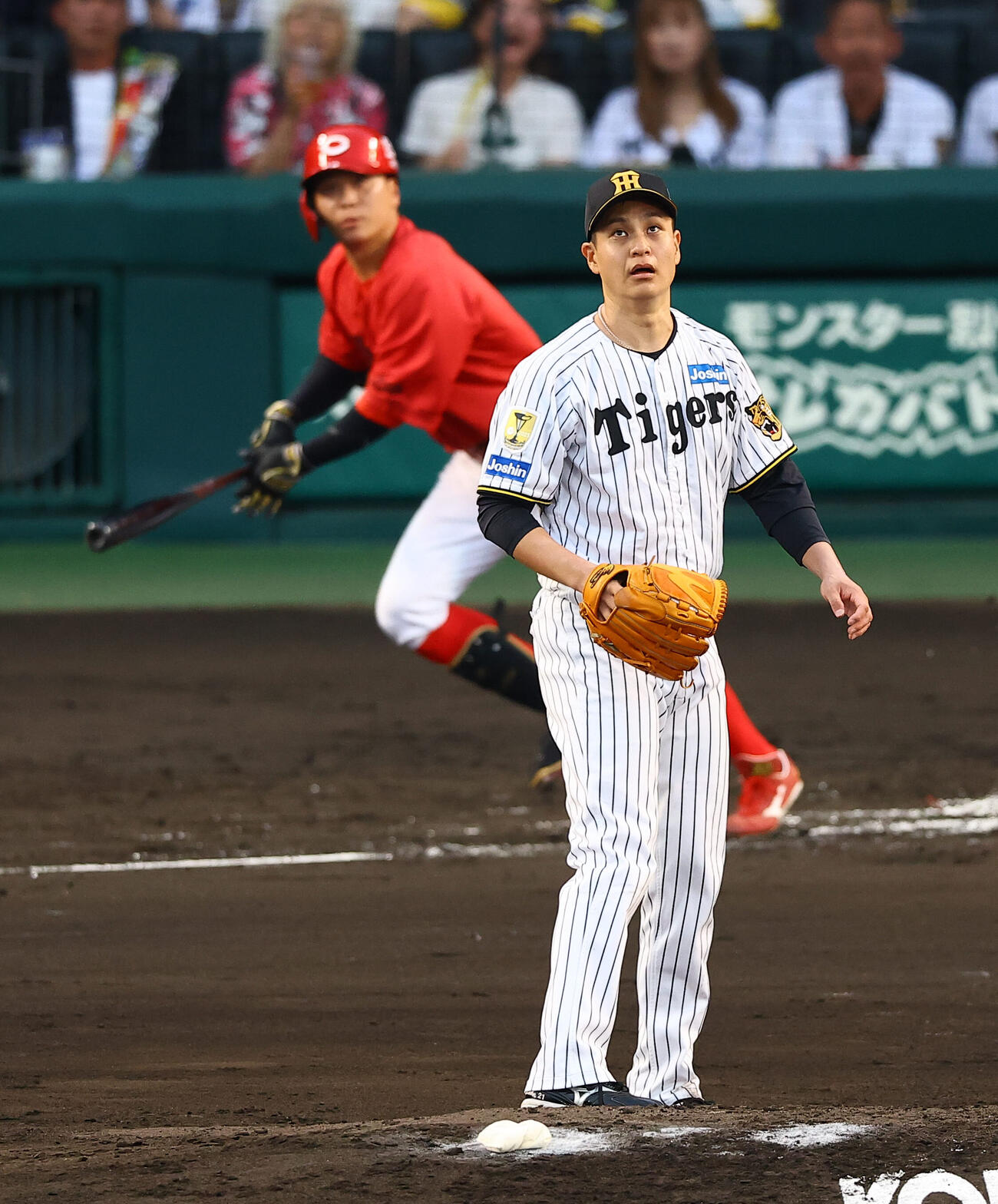阪神対広島　3回表広島無死二、三塁、大竹耕太郎は大盛穂に先制適時打を浴びる（撮影・上田博志）