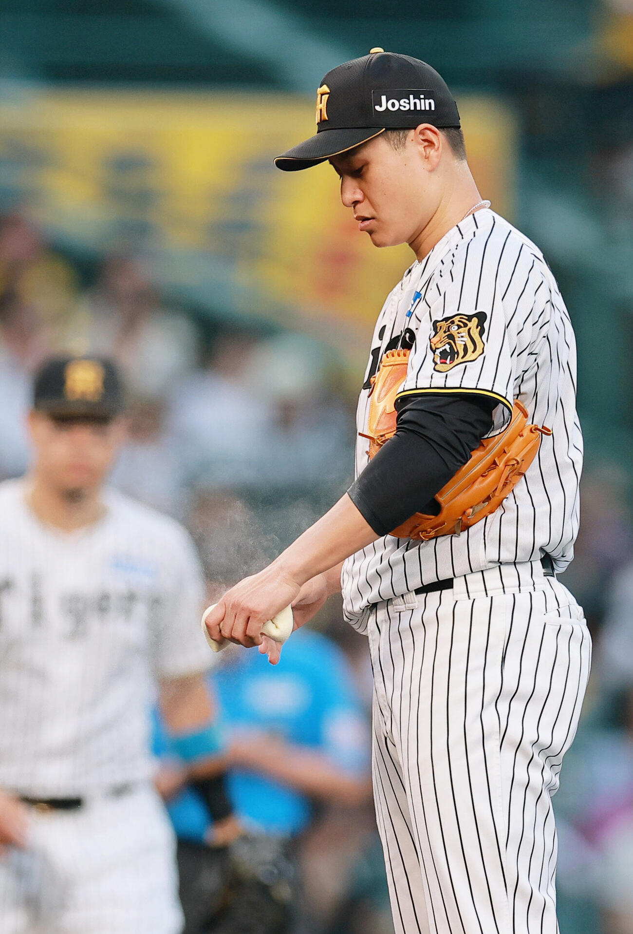 阪神対広島　3回表広島無死二、三塁、大竹耕太郎は大盛穂に適時打を浴びる（撮影・上山淳一）