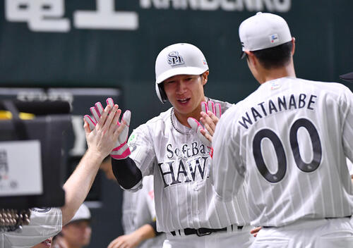 ソフトバンク】川瀬晃が適時三塁打「ギータさんが同点打、そのいい流れ