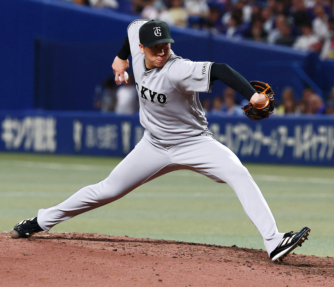 中日対巨人　7回裏、巨人2番手で登板する大勢（撮影・加藤哉）