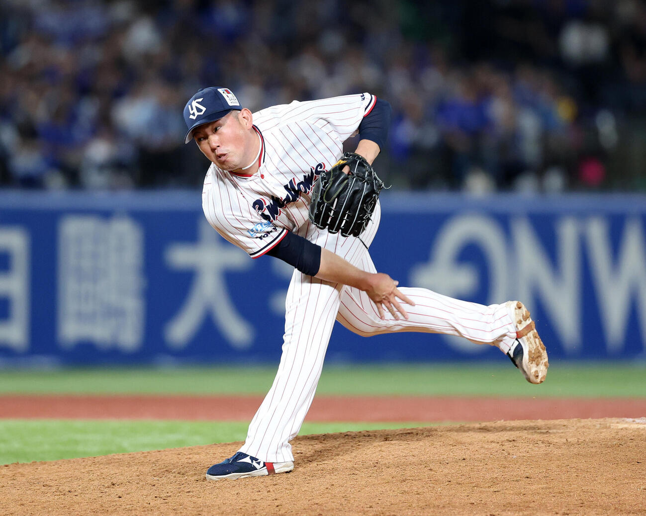 ヤクルト対DeNA　力投すヤクルト6番手の大西広樹（撮影・鈴木正人）