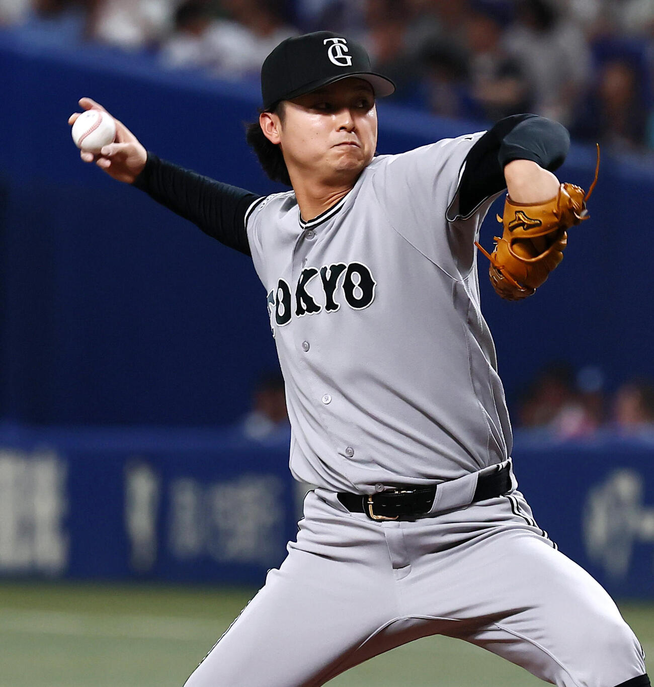 中日対巨人　8回裏、巨人3番手で登板する田中瑛斗（撮影・加藤哉）