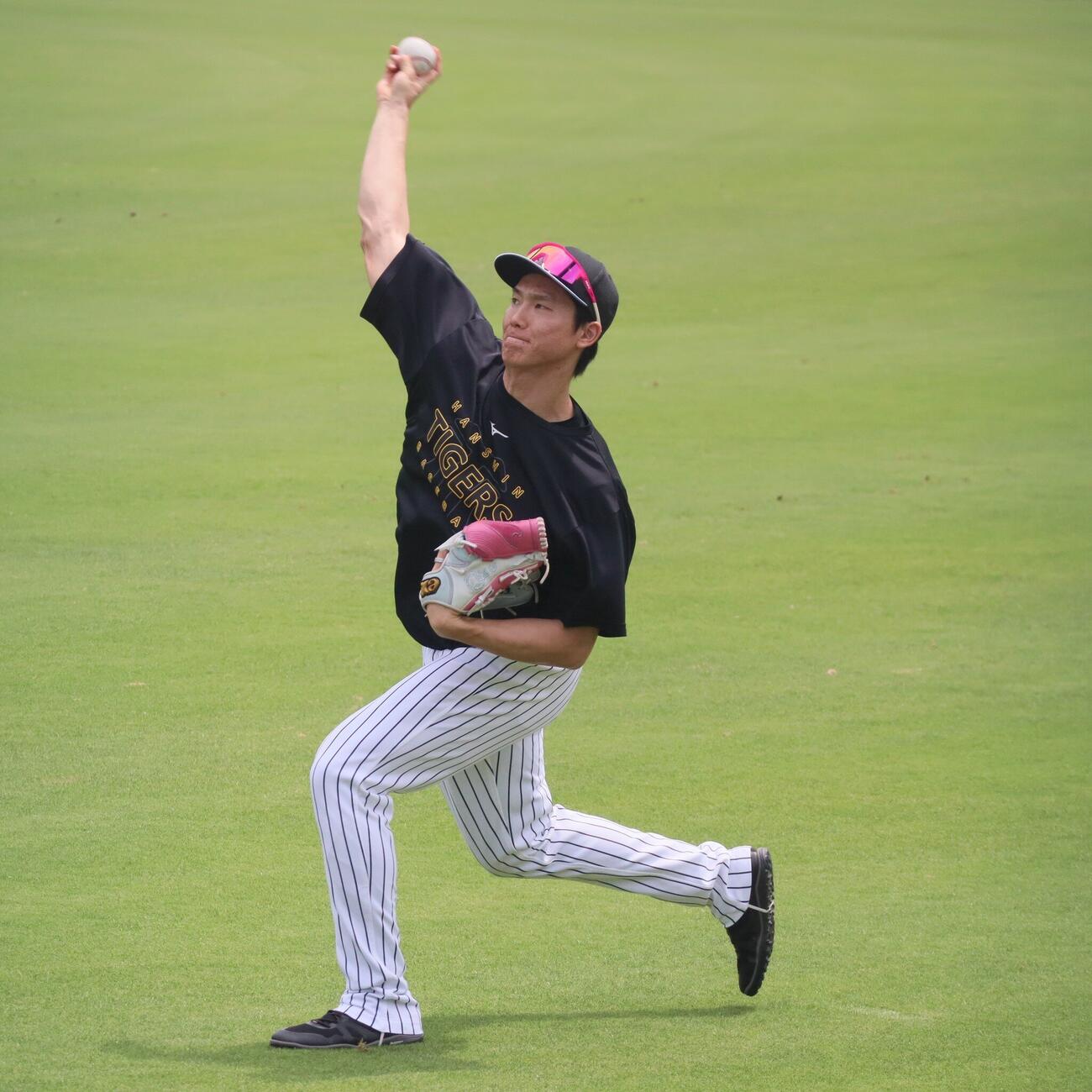 阪神湯浅京己（2026年6月撮影）