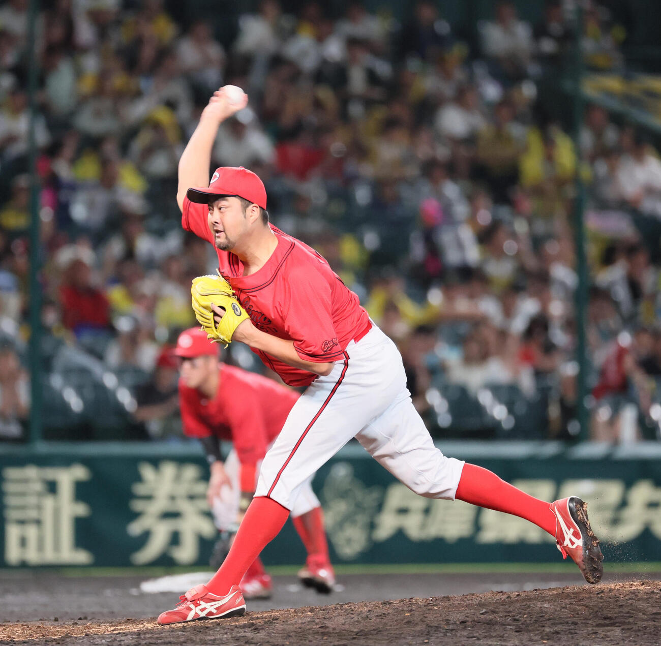 阪神対広島　広島4番手の中崎翔太（撮影・宮崎幸一）