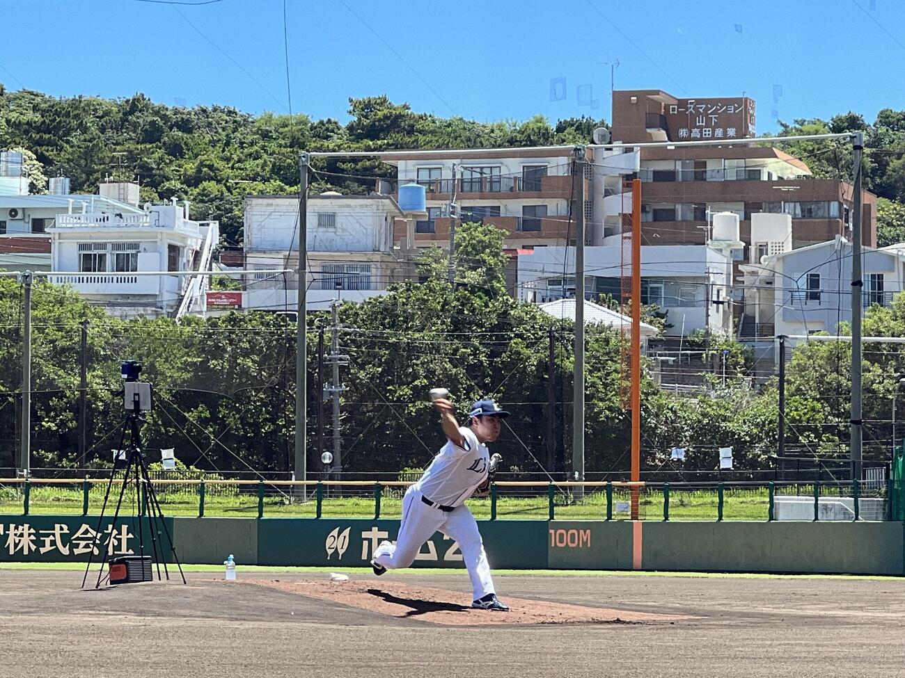 前日練習に励む西武の平良海馬（撮影・金子真仁）