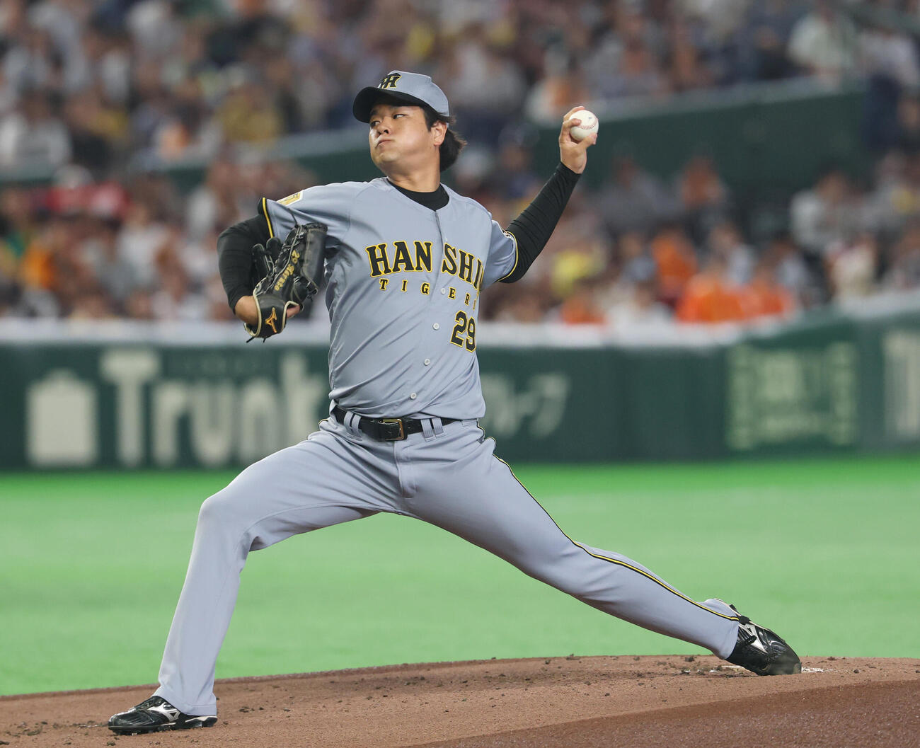 巨人対阪神　先発し力投する阪神高橋遥人（撮影・増田悦実）