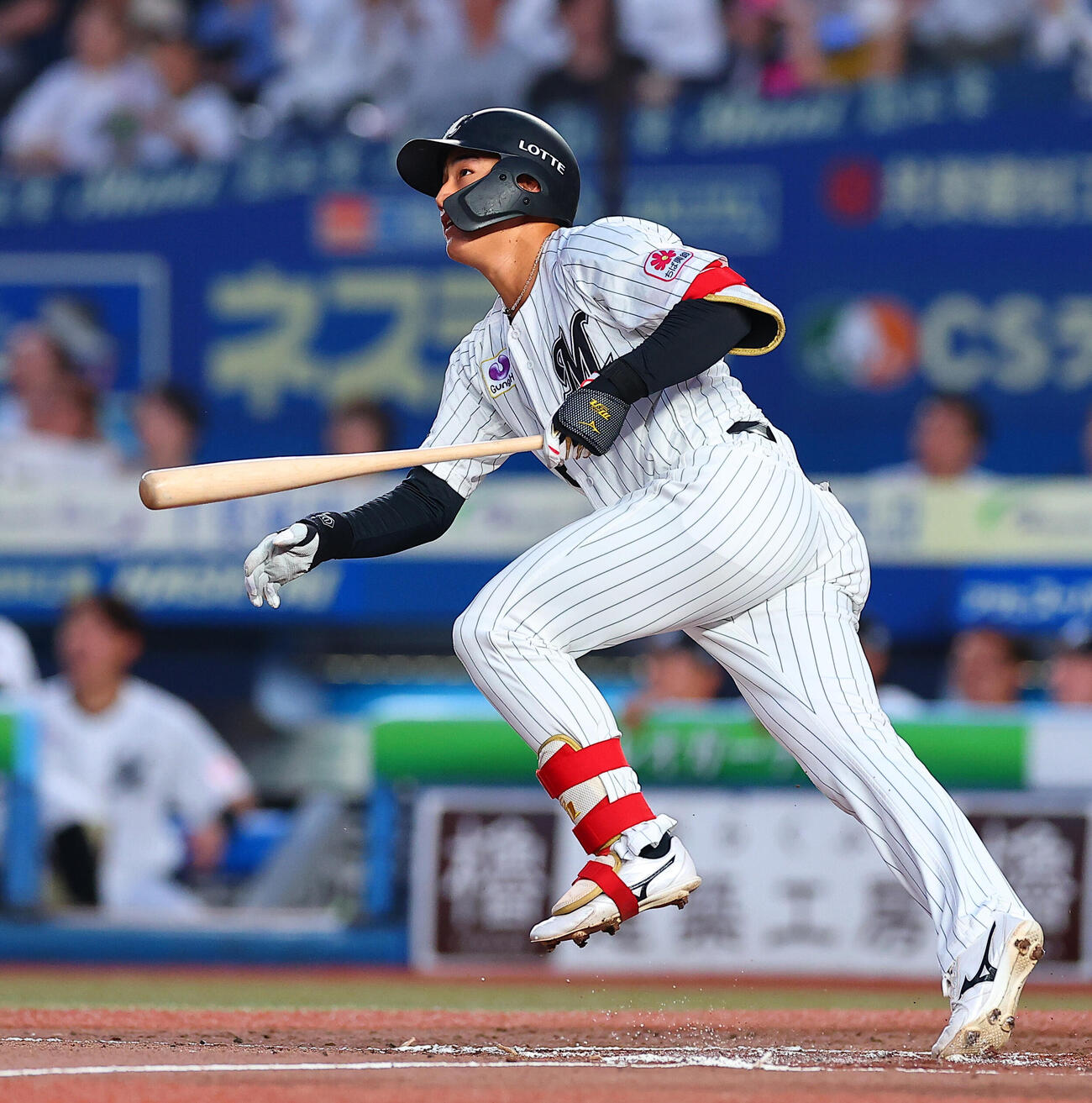 ロッテ対日本ハム　3回裏ロッテ1死、先制満塁本塁打を放つ西川史礁（撮影・野上伸悟）