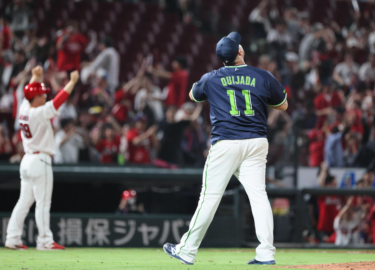広島対ヤクルト　9回裏広島無死一塁、坂倉将吾にサヨナラの右越え2点本塁打を浴びたホセ・キハダ（撮影・加藤孝規）