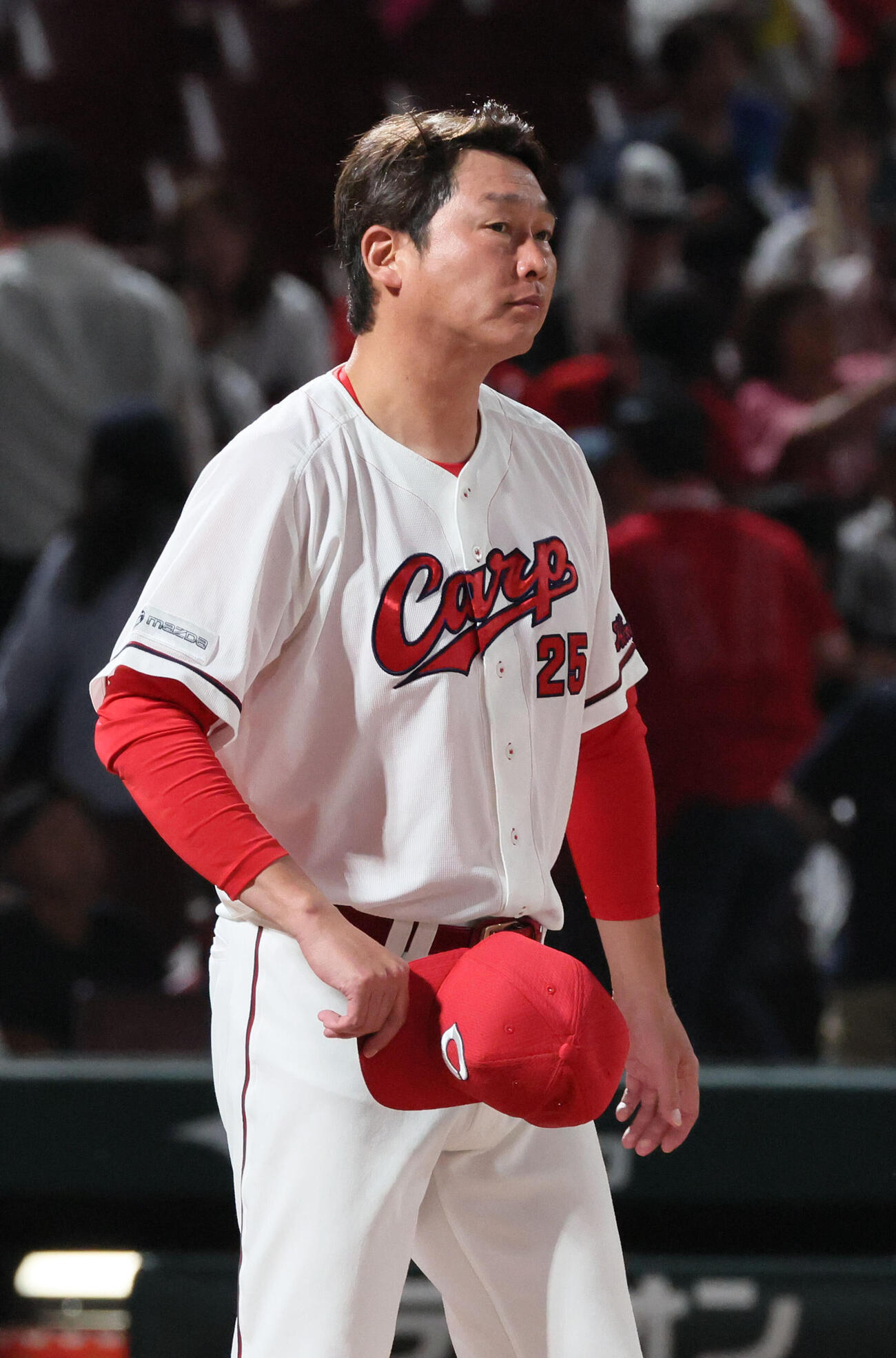 広島対ヤクルト　無安打で敗れた広島新井貴浩監督（撮影・加藤孝規）