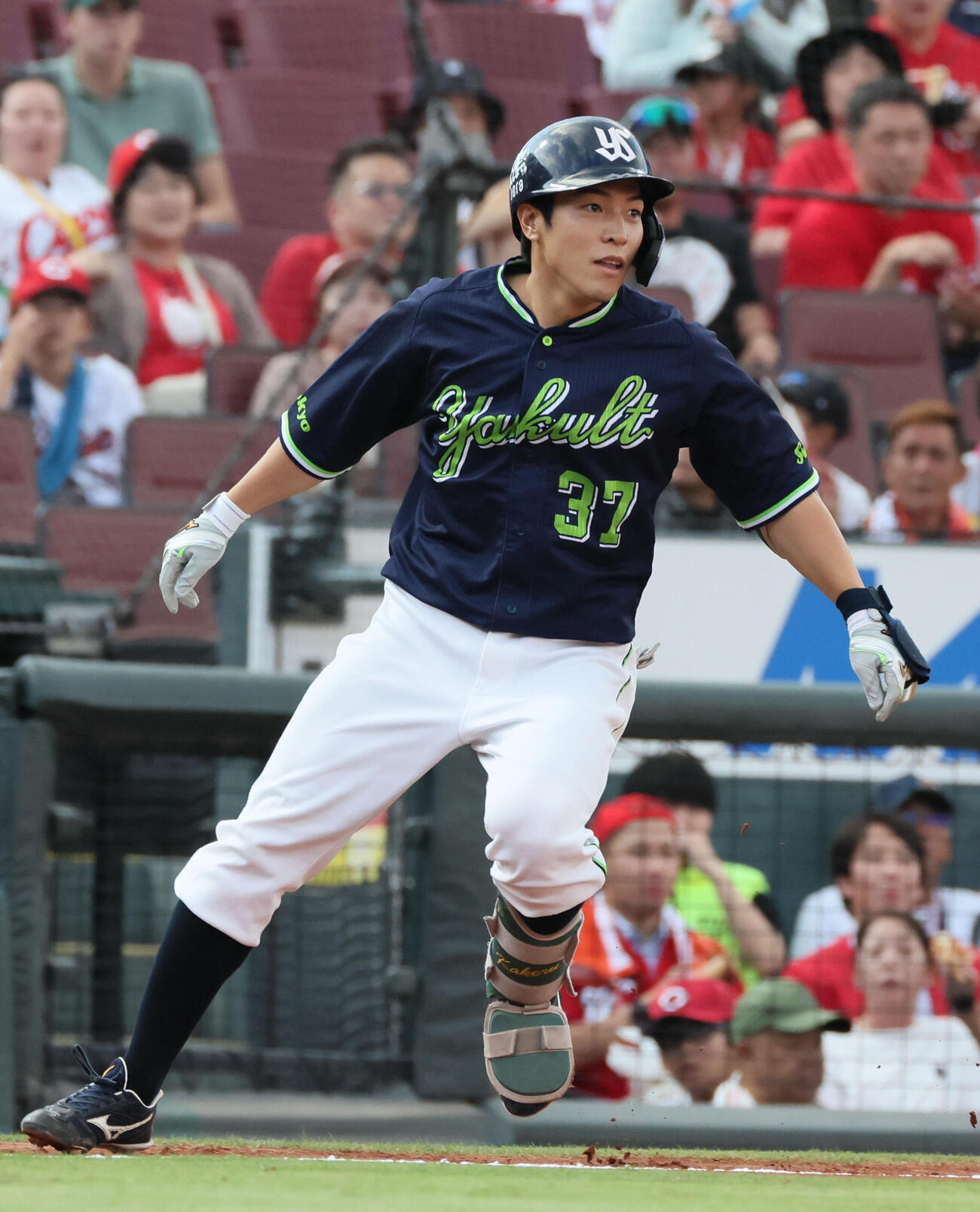 広島対ヤクルト　2回表ヤクルト2死二塁、先制適時三塁打を放った山野辺翔（撮影・加藤孝規）