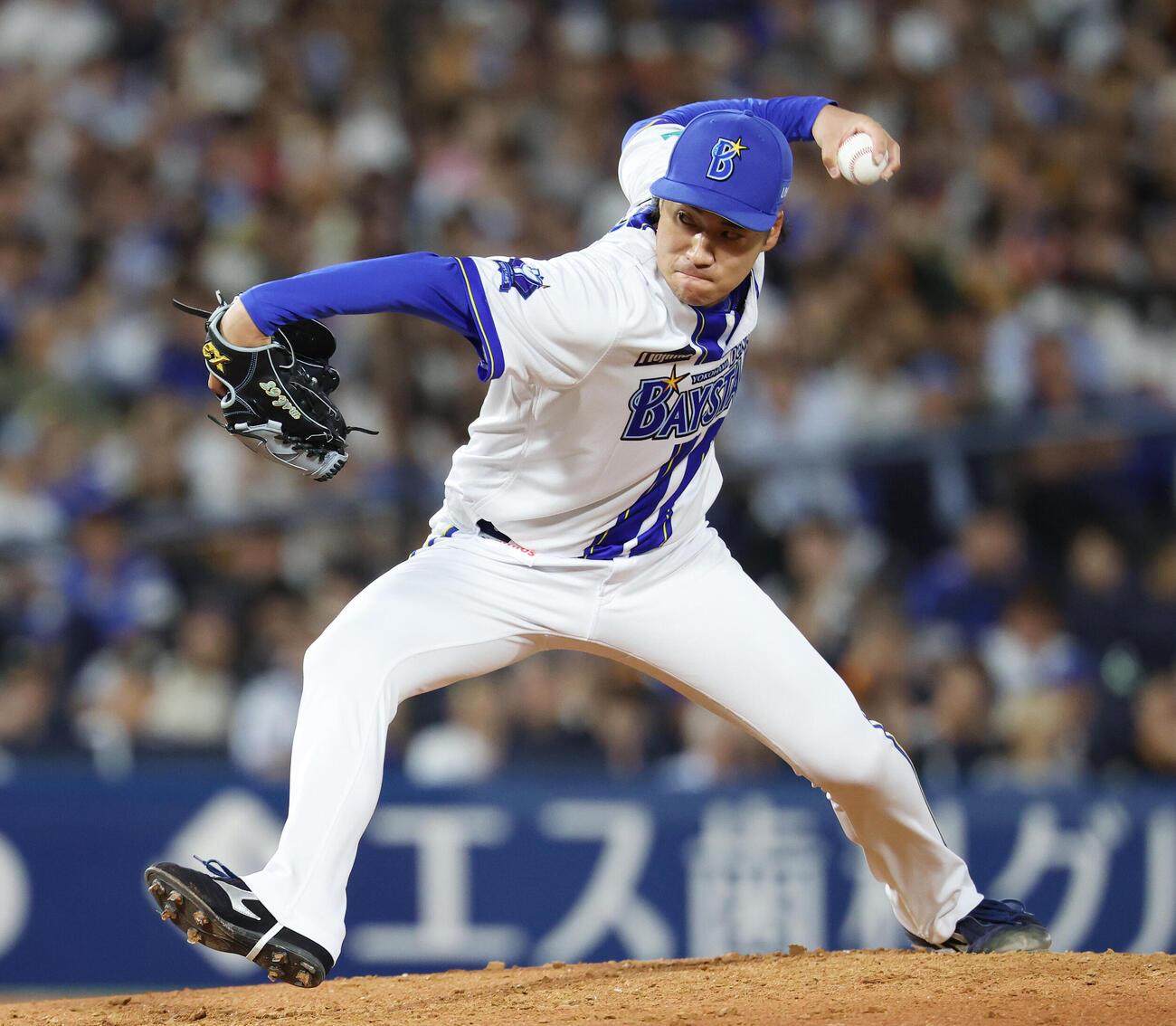 DeNA対巨人　DeNA2番手の岩田将貴（撮影・宮地輝）