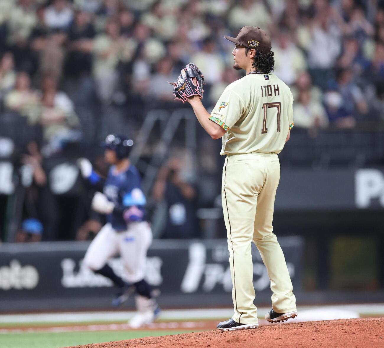 日本ハム対西武　7回表、桑原将志に本塁打を浴びる伊藤大海（撮影・黒川智章）