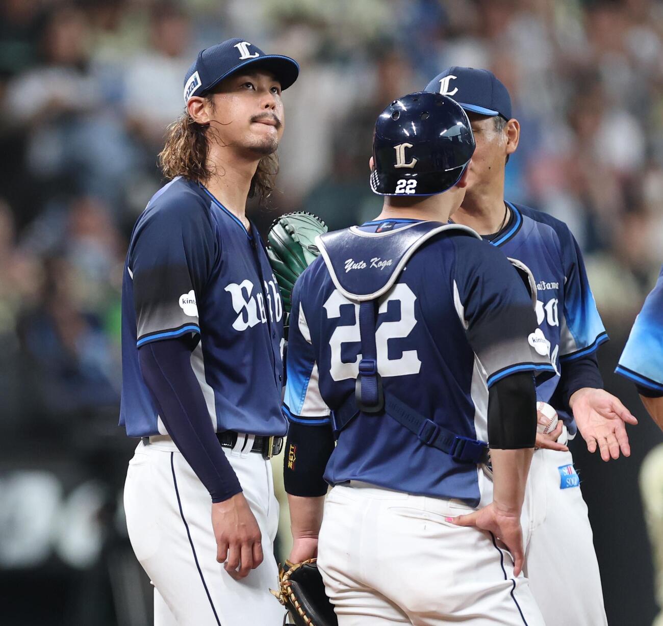 日本ハム対西武　5回途中降板する高橋光成（撮影・黒川智章）