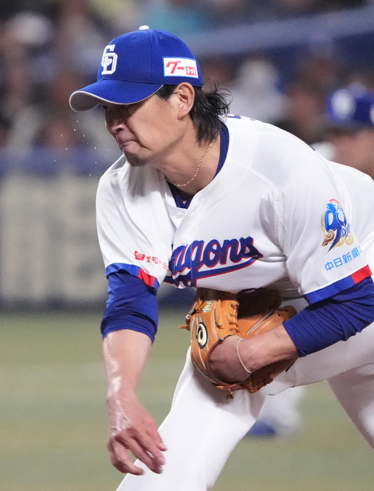 中日対広島　汗を飛ばして力投する中日涌井秀章（撮影・森本幸一）