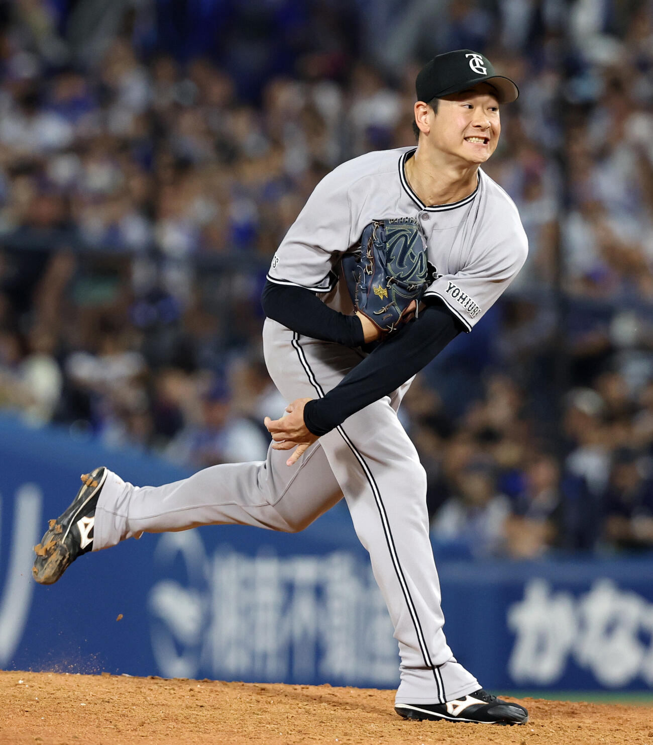 DeNA対巨人　7回裏DeNAの攻撃を抑えた中川皓太（撮影・浅見桂子）