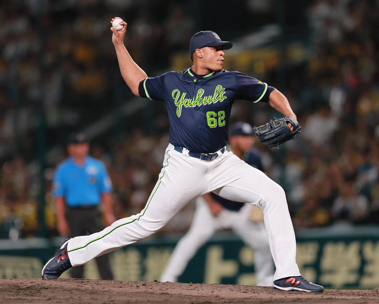 阪神対ヤクルト　9回裏に登板するヤクルトヘスス・リランソ（撮影・上山淳一）