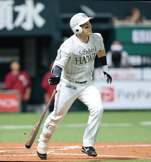 【ソフトバンク】楽天に連勝 前日小久保監督が苦言を呈していた4番栗原陵矢が3打点