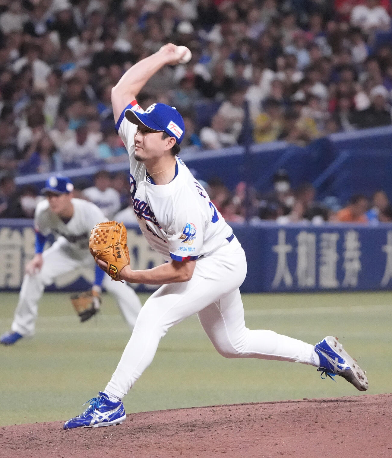 中日対広島　7回表、中日3番手で登板する藤嶋健人（撮影・森本幸一）
