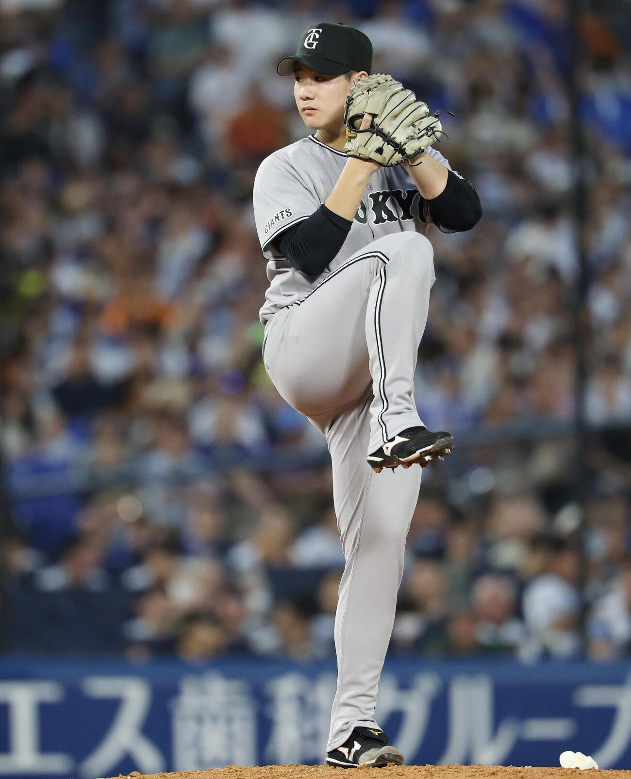 DeNA対巨人　巨人先発の井上温大（撮影・宮地輝）