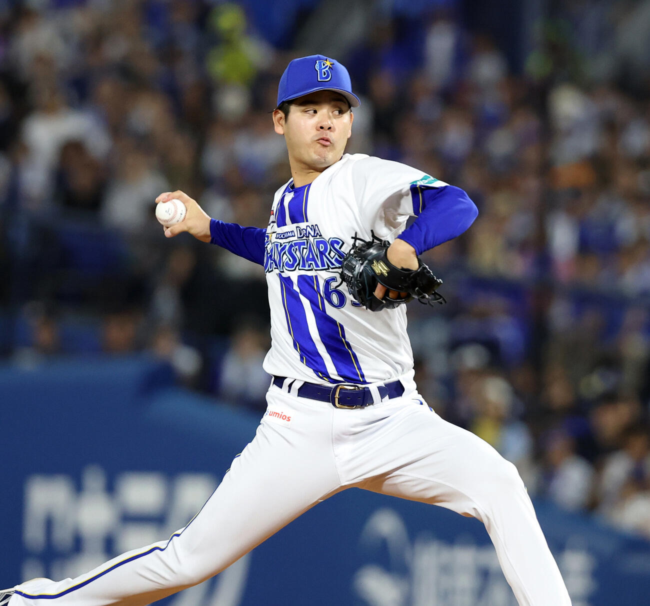 DeNA対巨人　7回表巨人の攻撃を抑えた宮城滝太（撮影・浅見桂子）