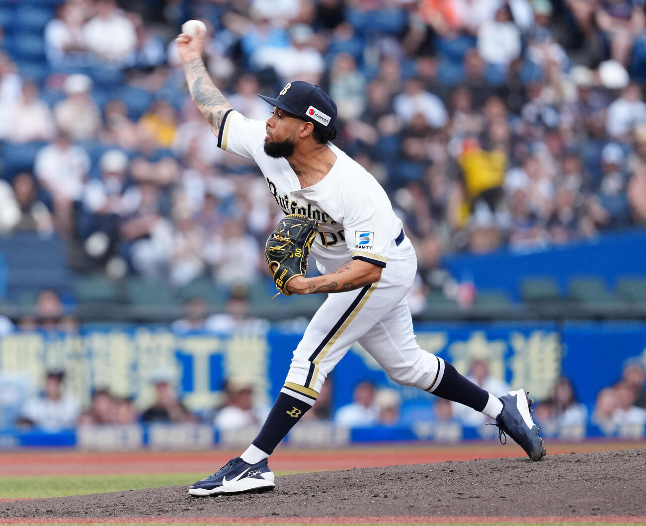 ロッテ対オリックス　先発し力投するオリックスのアンダーソン・エスピノーザ（撮影・鈴木どり）