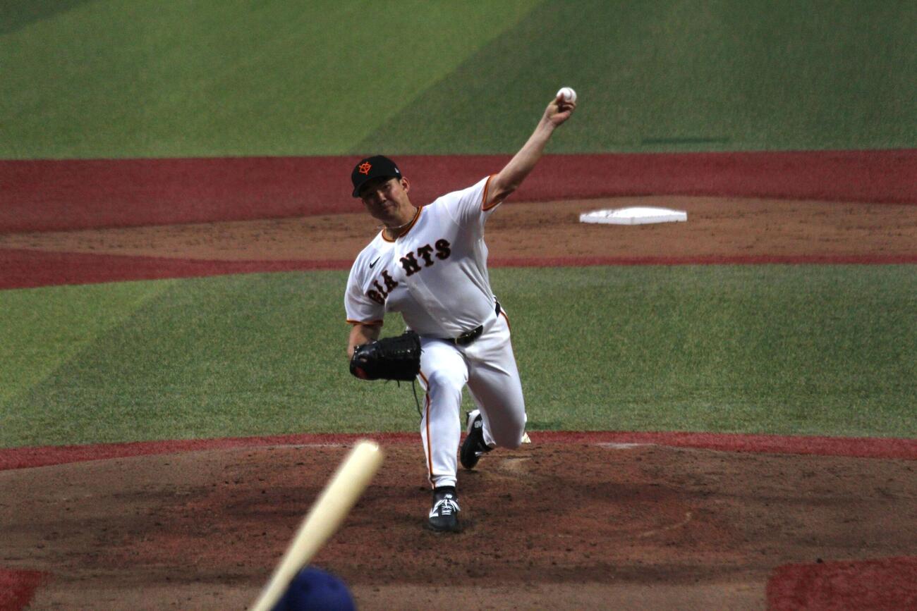 ファーム・リーグの中日戦で先発した巨人小笠原慎之介