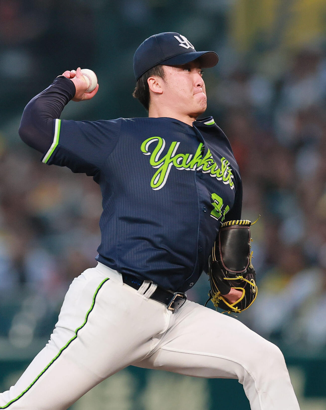 阪神対ヤクルト　3回裏、力投するヤクルト先発の吉村貢司郎（撮影・上山淳一）