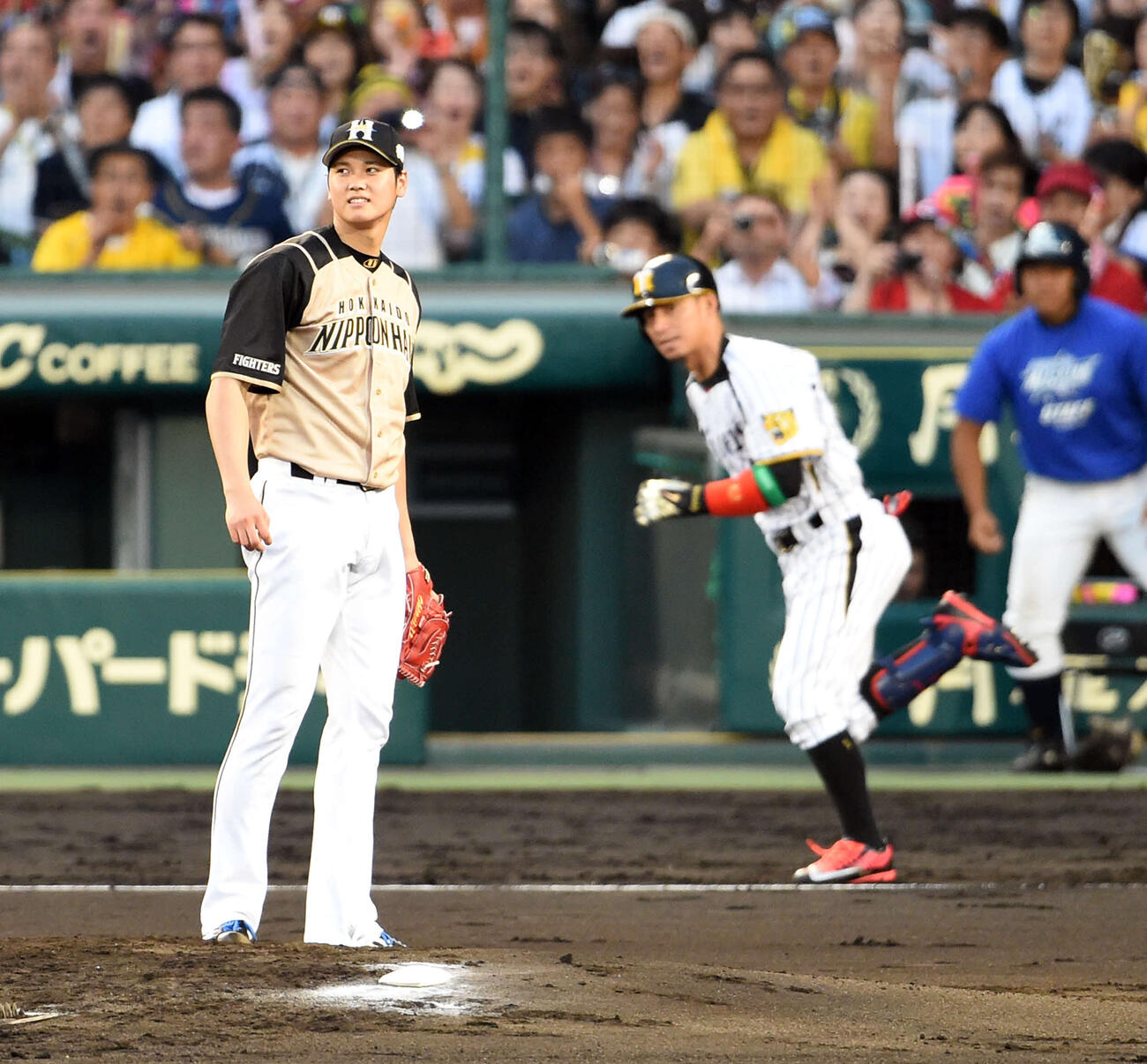 2014年7月、マツダオールスターゲーム2014、1回裏全セ無死、先頭の鳥谷に安打を許した全パ大谷は悔しそうに打球を見つめる