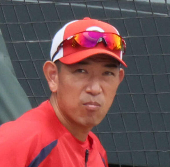 倉義和2軍チーフ兼バッテリーコーチ（2022年撮影）