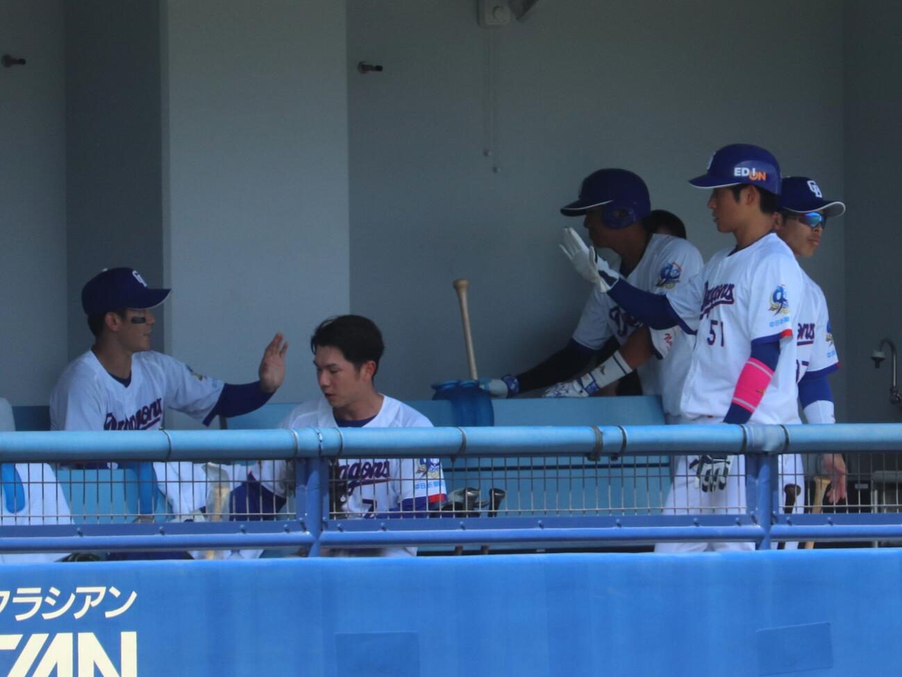 ファームDeNA戦　約4カ月ぶりに実戦復帰した、中日上林誠知（撮影・中島麗）