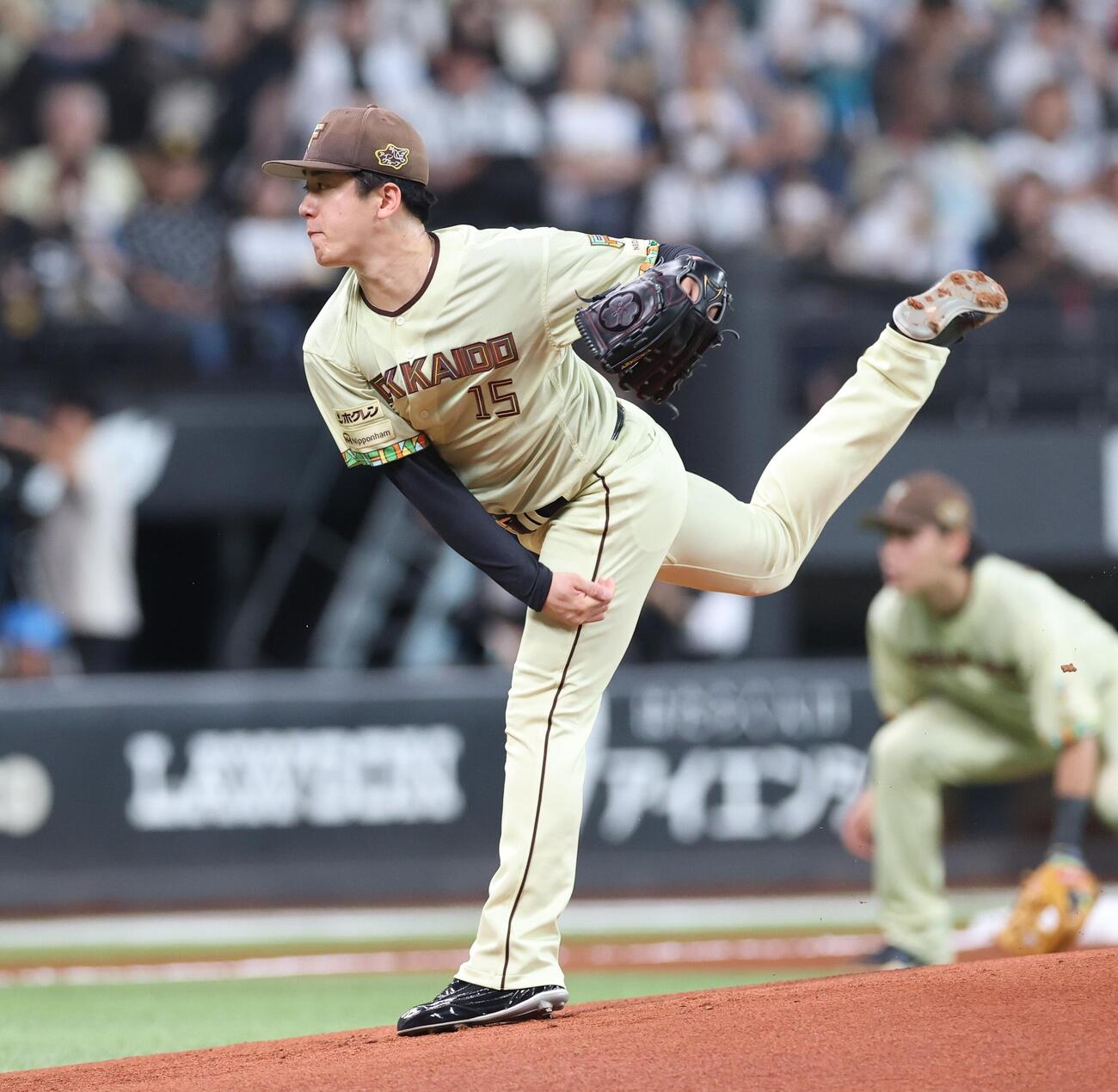 日本ハム対ソフトバンク　日本ハム先発の北山亘基（撮影・黒川智章）