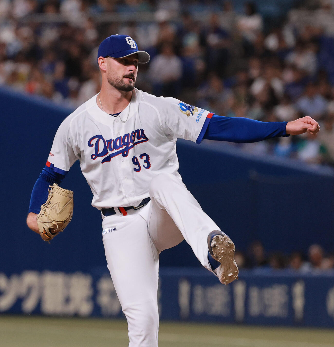 中日対阪神　5回表、力投する中日先発のカイル・マラー（撮影・上山淳一）