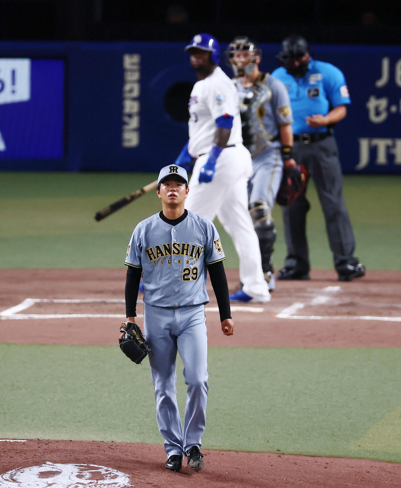 中日対阪神　2回裏中日無死、高橋遥人はミゲル・サノーを三振に仕留める（撮影・加藤哉）