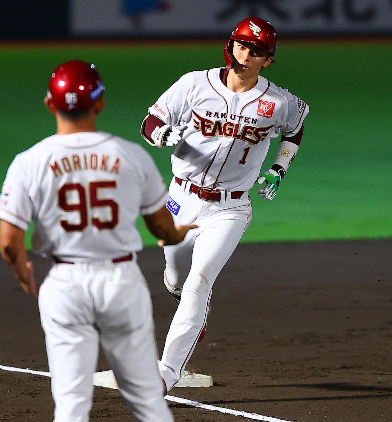 楽天対オリックス　5回裏楽天2死、九里亜蓮から本塁打を放ち三塁を回る宗山塁（撮影・野上伸悟）